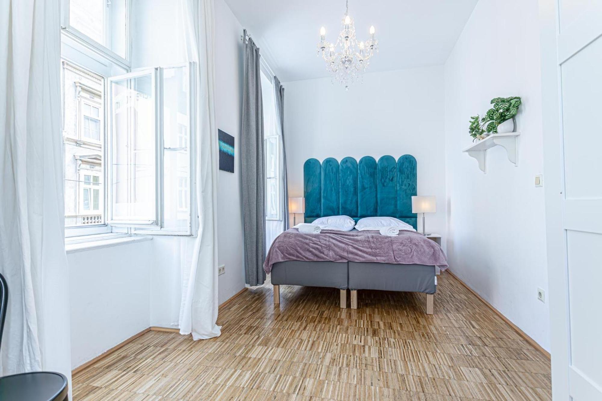 Superior 2Br Apartment - Perfect For Longstays Відень Екстер'єр фото