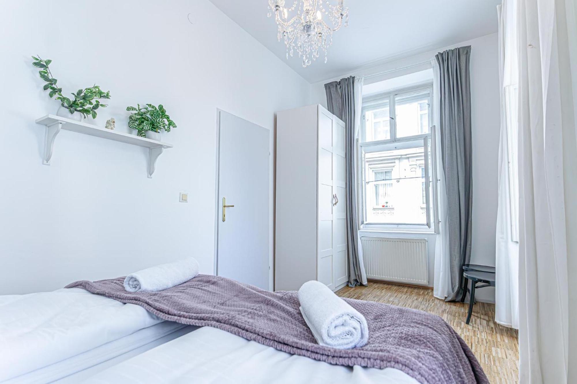 Superior 2Br Apartment - Perfect For Longstays Відень Екстер'єр фото